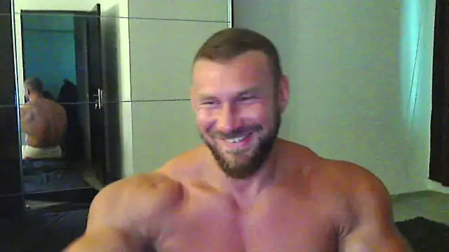 Snapshot of muscularkevin chatting on 7, 7, 2026 muscularkevin online show from 7, 7, 2026
