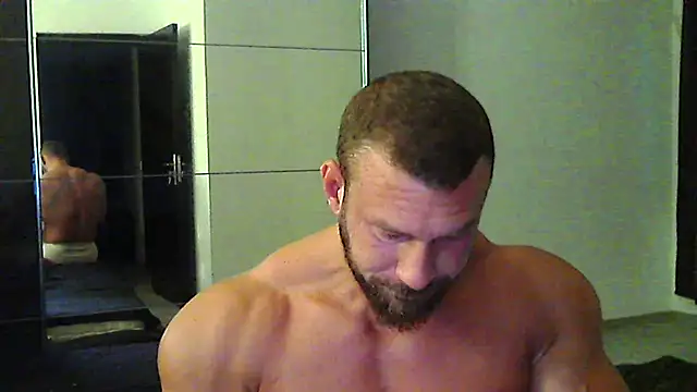 Snapshot of muscularkevin chatting on 16, 7, 2026 muscularkevin online show from 16, 7, 2026
