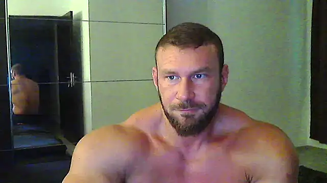 Snapshot of muscularkevin chatting on 21, 7, 2026 muscularkevin online show from 21, 7, 2026