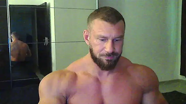 Snapshot of muscularkevin chatting on 22, 7, 2026 muscularkevin online show from 22, 7, 2026