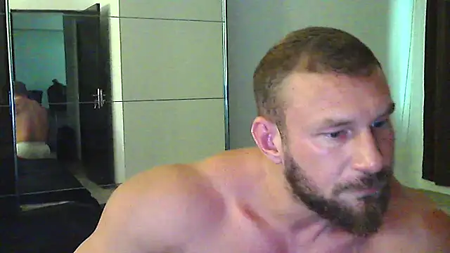 Snapshot of muscularkevin chatting on 3, 8, 2026 muscularkevin online show from 3, 8, 2026