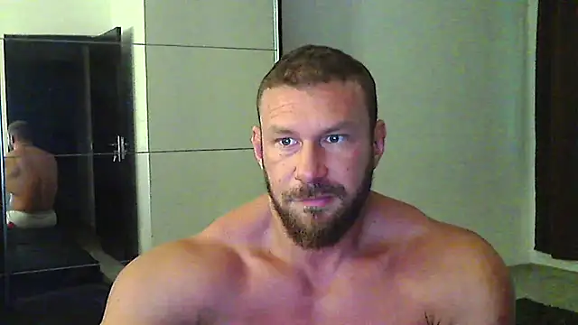 Snapshot of muscularkevin chatting on 4, 8, 2026 muscularkevin online show from 4, 8, 2026