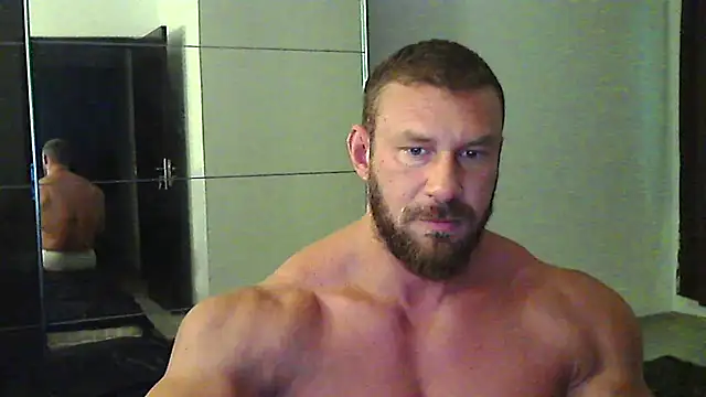 Snapshot of muscularkevin chatting on 6, 8, 2026 muscularkevin online show from 6, 8, 2026