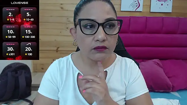 Snapshot of Katha_Marck chatting on 17, 12, 2024 Katha Marck online show from 17, 12, 2024