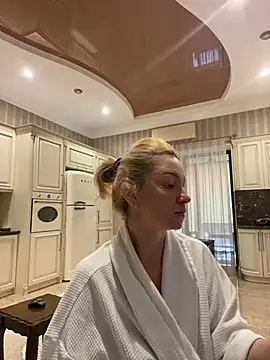 Amazoniiaa online show from 29, 1, 2025