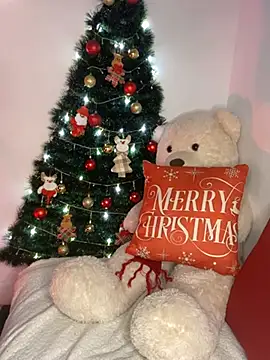 Irisweet  online show from 11, 12, 2024