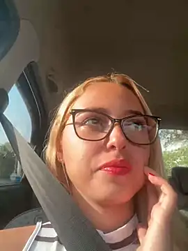 Irisweet  online show from 11, 12, 2024