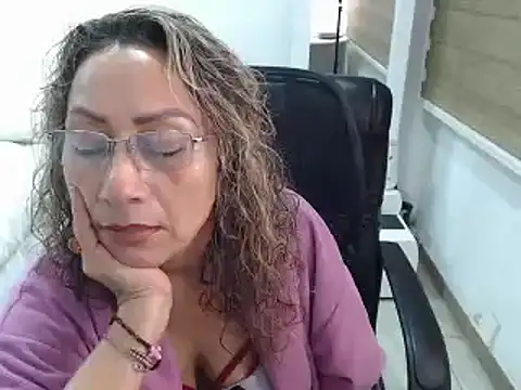 jesy hot online show from 9, 2, 2025