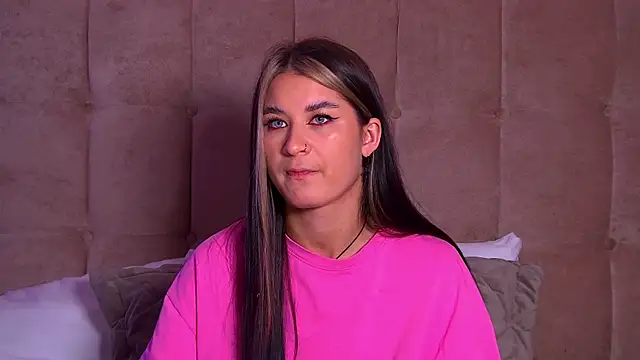 Snapshot of RachelSimpson chatting on 3, 2, 2025 RachelSimpson online show from 3, 2, 2025