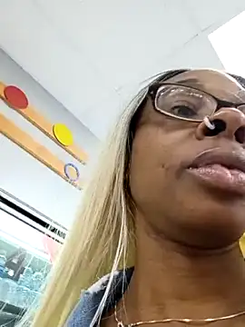 Jasmine FullsShine online show from 9, 4, 2026