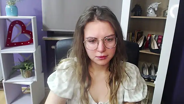 Zoey Erotic online show from 18, 2, 2025