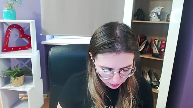 Zoey Erotic online show from 20, 2, 2025