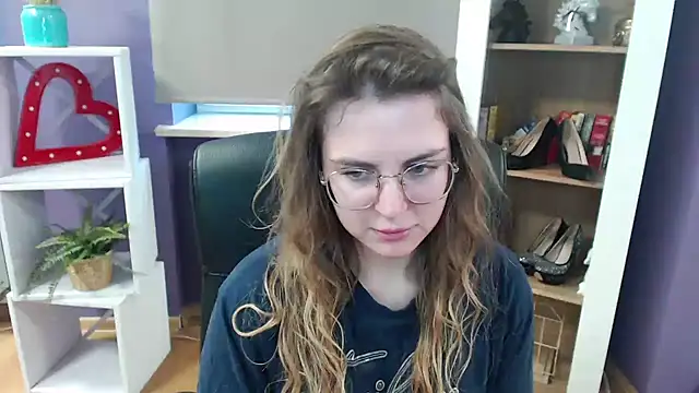 Zoey Erotic online show from 28, 2, 2025