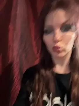 Snapshot of courtneyoccult chatting on 12, 10, 2025 courtneyoccult online show from 12, 10, 2025