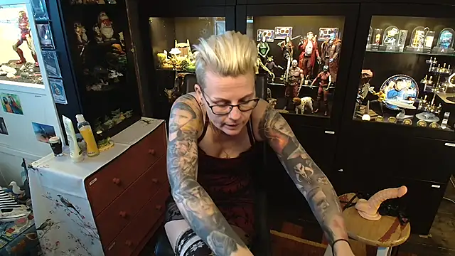 MaryG online show from 23, 1, 2025