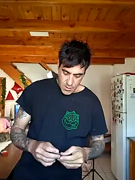 Snapshot of Elnonoykeila77 chatting on 22, 12, 2024 Elnonoykeila77 online show from 22, 12, 2024