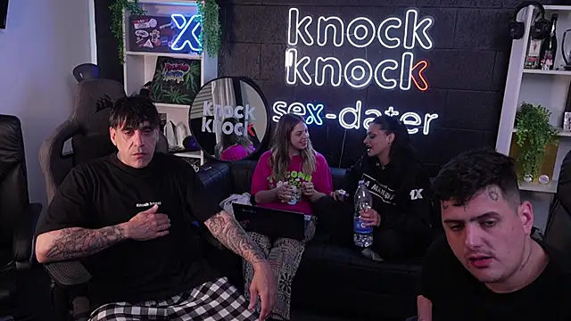 Snapshot of Elnonoykeila77 chatting on 18, 9, 2025 Elnonoykeila77 online show from 18, 9, 2025