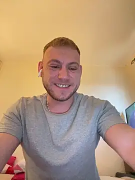 Snapshot of Weestud94 chatting on 1, 2, 2025 Weestud94 online show from 1, 2, 2025