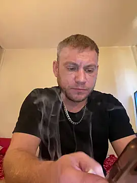 Snapshot of Weestud94 chatting on 1, 3, 2025 Weestud94 online show from 1, 3, 2025