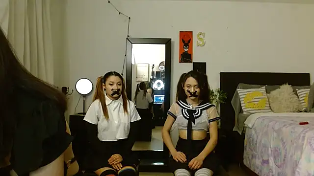 3littleschoolteens online show from 16, 2, 2025
