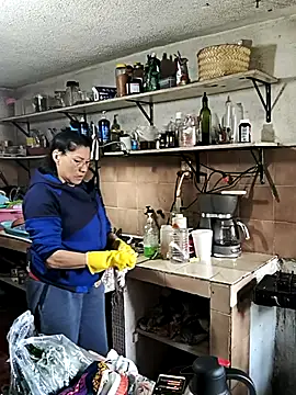 LaInsaciableIntensa online show from 15, 1, 2026