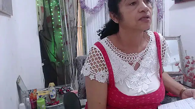 heyline milf online show from 3, 2, 2025