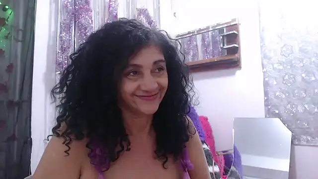 heyline milf online show from 25, 2, 2025