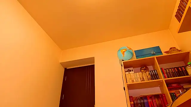 purpleariellx online show from 18, 4, 2026