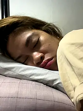 Snapshot of pinay4uwithagoodheart chatting on 30, 10, 2025 pinay4uwithagoodheart online show from 30, 10, 2025