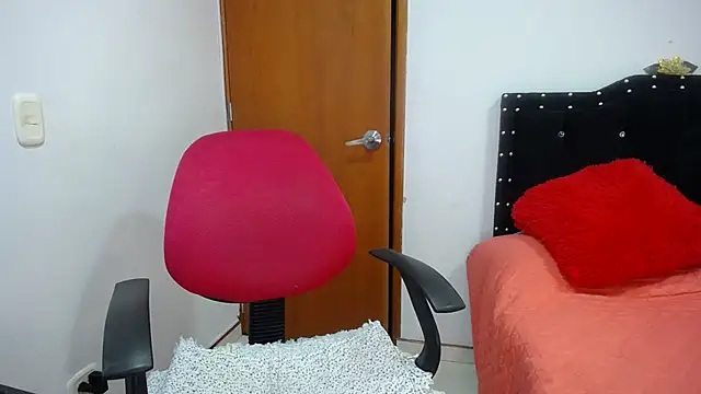 Snapshot of Ursulawhite69 chatting on 14, 1, 2025 Ursulawhite69 online show from 14, 1, 2025