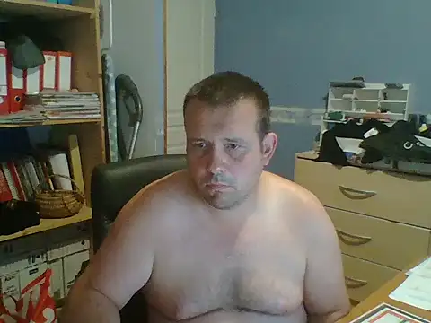 Snapshot of manubm03 chatting on 9, 7, 2026 manubm03 online show from 9, 7, 2026