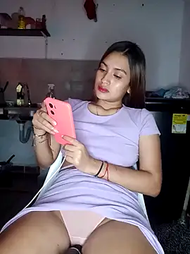 annie-19 online show from 13, 12, 2024