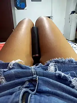 annie-19 online show from 29, 1, 2025