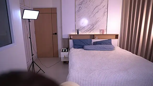 Snapshot of Cute_Foxy@xh chatting on 15, 4, 2026 Cute Foxyxh online show from 15, 4, 2026