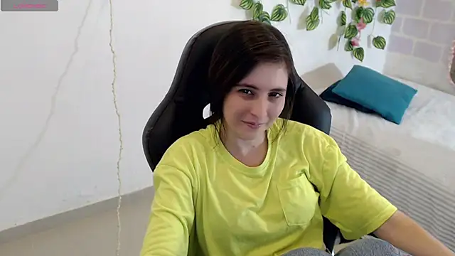 tania sweet   online show from 21, 1, 2025