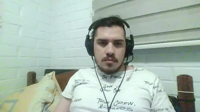 hung weeb online show from 30, 10, 2025