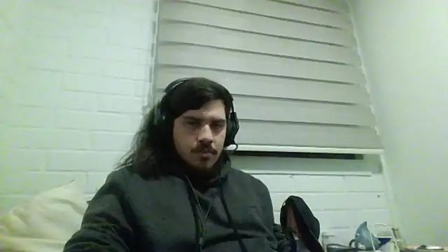 hung weeb online show from 25, 4, 2026