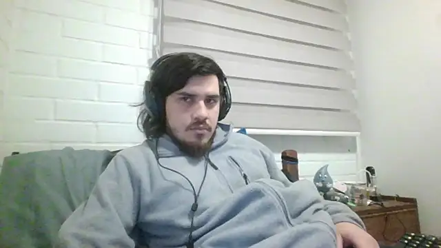Snapshot of hung_weeb chatting on 3, 8, 2026 hung weeb online show from 3, 8, 2026