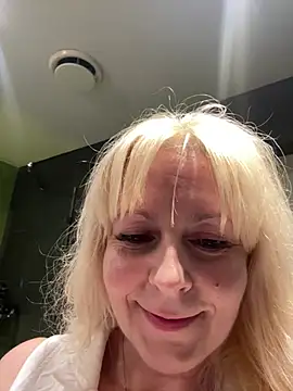 Snapshot of KimPolloc chatting on 26, 6, 2026 KimPolloc online show from 26, 6, 2026