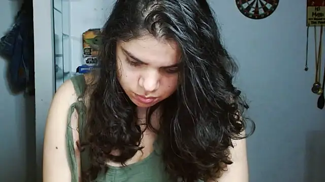 Snapshot of Nikkykora15 chatting on 4, 6, 2026 Nikkykora15 online show from 4, 6, 2026