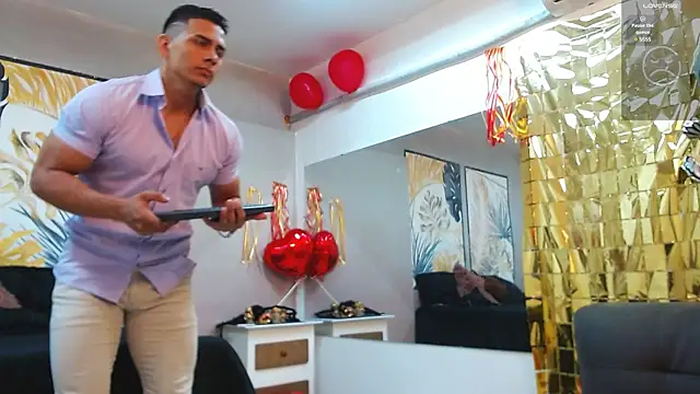 ChoreyTaiylor online show from 8, 3, 2025