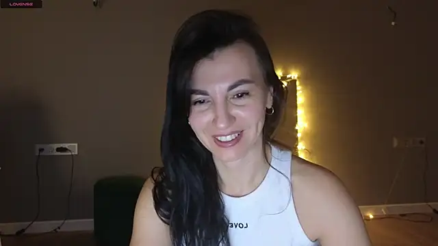 Mary love16 online show from 17, 3, 2025