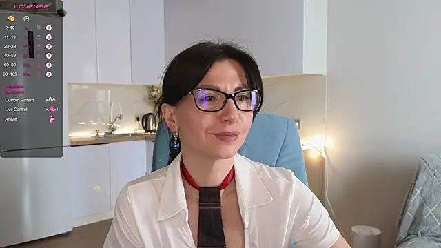 Snapshot of Mary_love16 chatting on 15, 5, 2026 Mary love16 online show from 15, 5, 2026