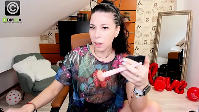 EmillyTaylor online show from 12, 3, 2025