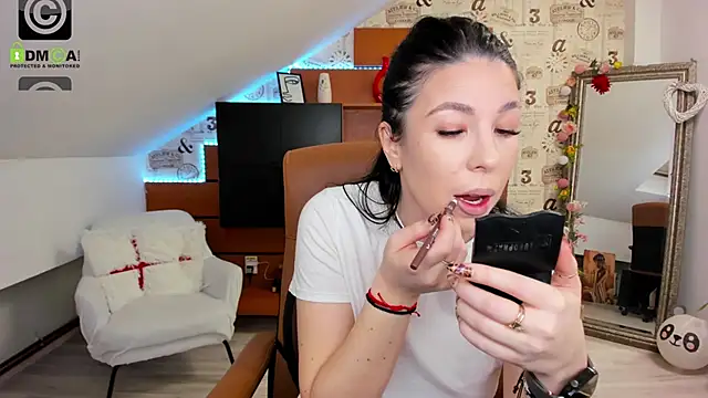 EmillyTaylor online show from 17, 2, 2026