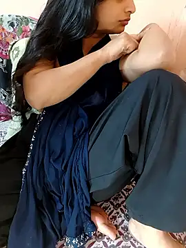 Snapshot of Beautifulsex4u chatting on 8, 11, 2025 Beautifulsex4u online show from 8, 11, 2025