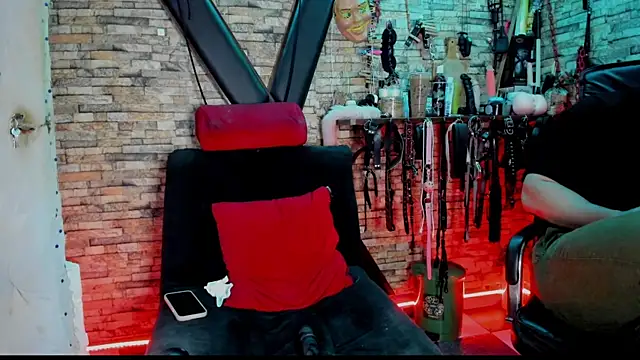 Liltildeman moon online show from 13, 11, 2025