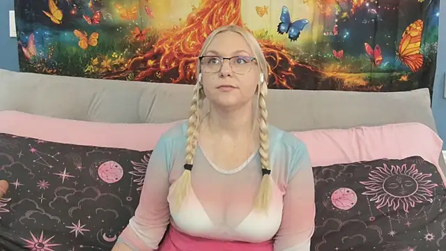 Snapshot of SaraBearXo chatting on 21, 9, 2025 SaraBearXo online show from 21, 9, 2025