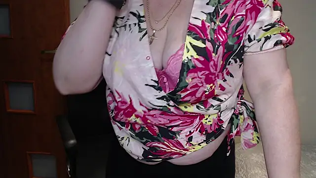 JoannaAndNeighbour online show from 20, 3, 2025