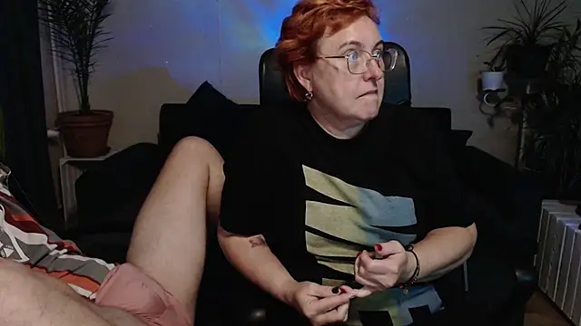 JoannaAndNeighbour online show from 5, 10, 2025